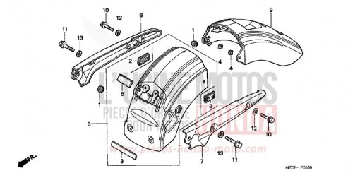REAR FENDER/GRAB RAIL GL1500C2 de 2002